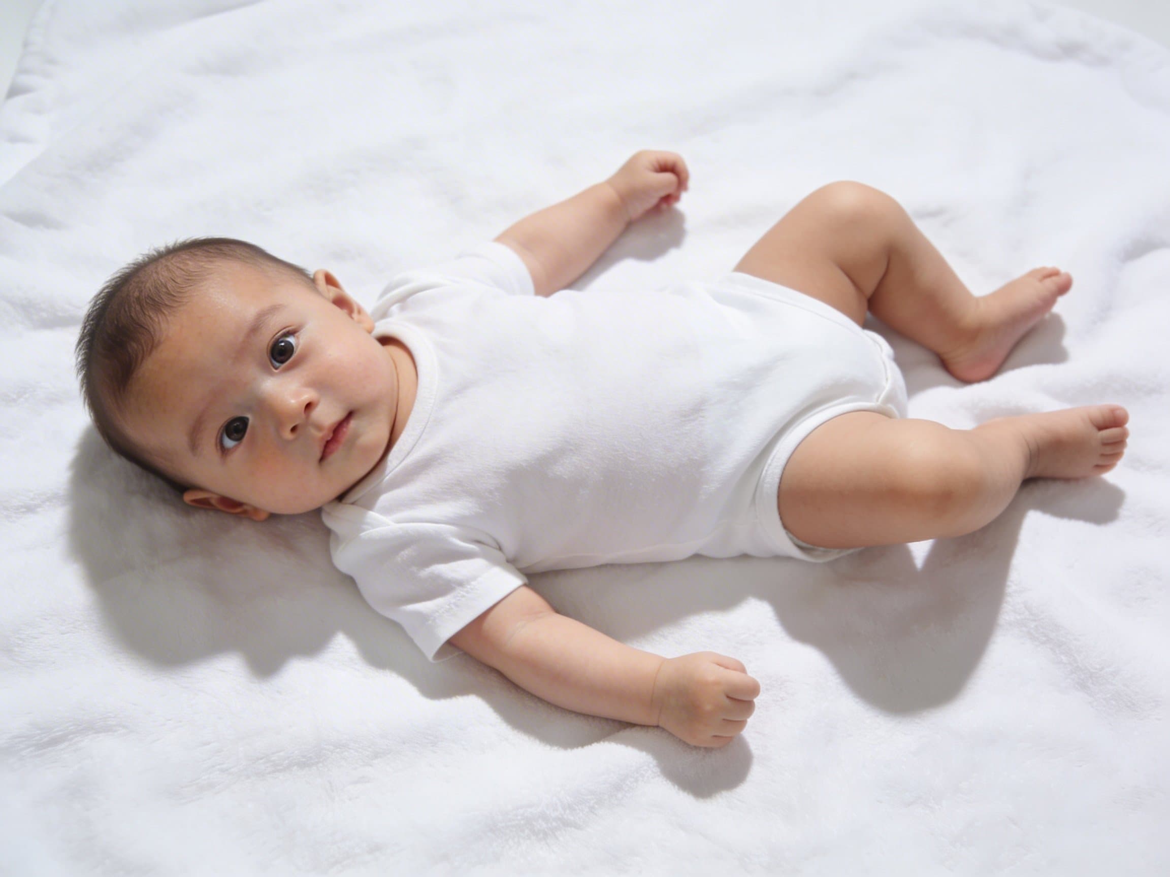 Foto tessera neonato: guida completa per riuscirla in Italia