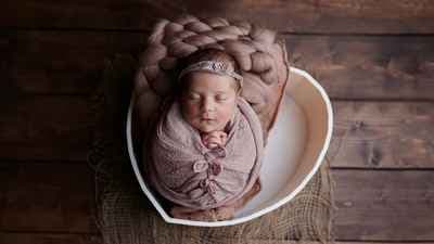 Michela Amati - Fotografa di Gravidanza e Neonati